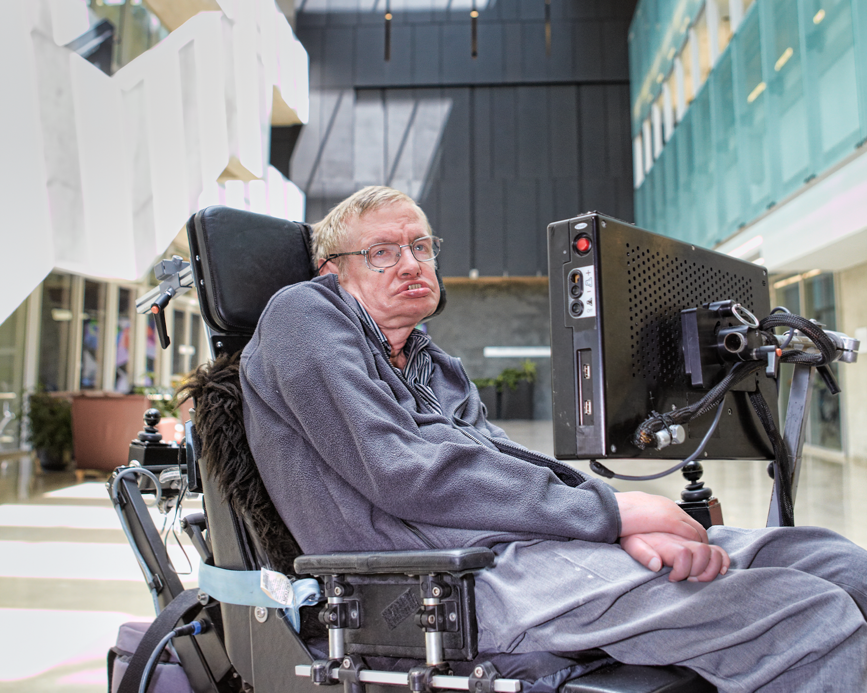 Perimeter Institute's Distinguished Visiting Research Chair Stephen Hawking winner of a Special Fundamental Physics Prize for his work on black holes
